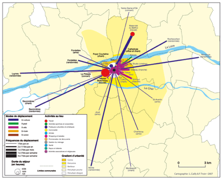 Carte 3 : Un mode d’habiter pédestre et territorial. L’exemple de Sophie (Infirmière, 50 ans). Source : enquête L. Cailly.