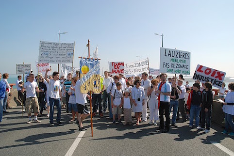 Photo 1 : Xynthia : Manifestations sur l’île de Ré. Source : Jacky Laugraud.